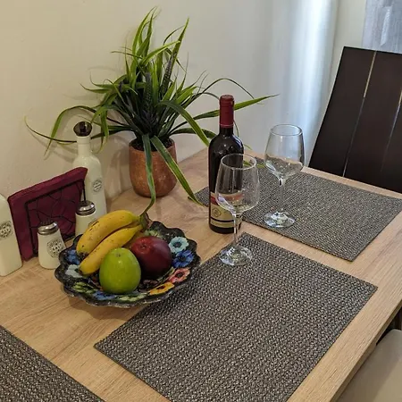 בית נופש Giannis House *