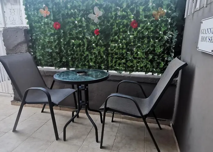 Giannis House * Rhodes City